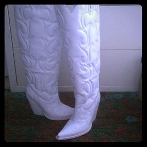 White Leather boot